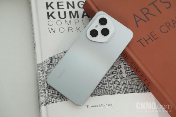 荣耀400 Pro体验：荣耀最强数字系列 真实就是力量(图3)